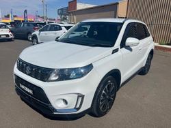 2022 Suzuki
Vitara Turbo