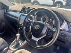 2022 Suzuki
Vitara Turbo