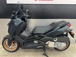 2023 Yamaha XMAX 300 (CZD300A) GREEN