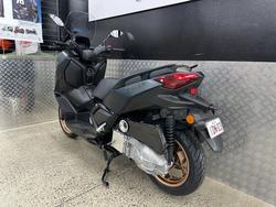 2023 Yamaha XMAX 300 (CZD300A) GREEN