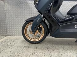 2023 Yamaha XMAX 300 (CZD300A) GREEN