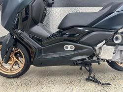 2023 Yamaha XMAX 300 (CZD300A) GREEN