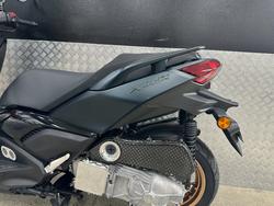 2023 Yamaha XMAX 300 (CZD300A) GREEN