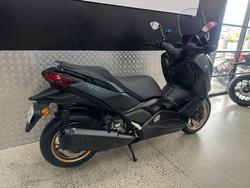 2023 Yamaha XMAX 300 (CZD300A) GREEN