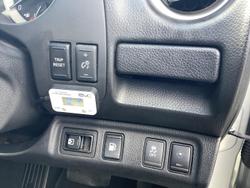 2017 Nissan
Navara ST-X