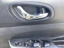 2017 Nissan Navara ST-X