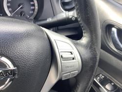 2017 Nissan Navara ST-X