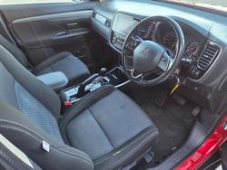 2017 Mitsubishi Outlander LS