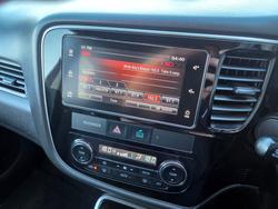 2017 Mitsubishi Outlander LS