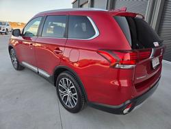 2017 Mitsubishi Outlander LS