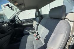 2009 Toyota Hilux SR (4x4) KUN26R 09 UPGRADE Sterling Silver