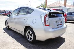 2015 Toyota Prius ZVW30R Silver Pearl