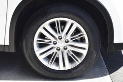 2023 Mitsubishi Outlander ES