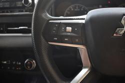 2023 Mitsubishi Outlander ES