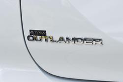 2023 Mitsubishi Outlander ES