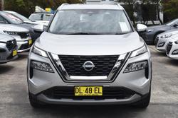 2024 Nissan X-TRAIL ST