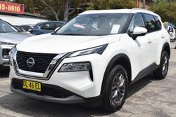 2024 Nissan X-TRAIL ST