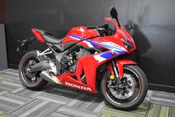 2024 Honda CBR650R Red