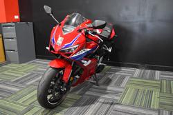 2024 Honda CBR650R Red