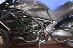 2012 Ducati DIAVEL CARBON Black