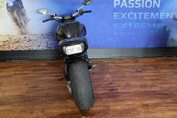2012 Ducati DIAVEL CARBON Black