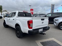 2021 Nissan Navara SL