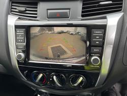 2021 Nissan Navara SL