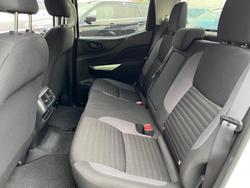 2021 Nissan Navara SL