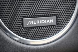 2025 Land Rover Discovery Sport P300e Dynamic SE