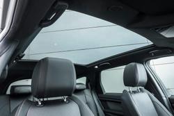 2025 Land Rover Discovery Sport P300e Dynamic SE