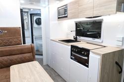 2025 Royal Flair
DESIGNER