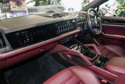 2023 Porsche Cayenne S