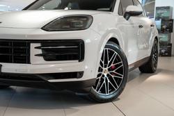 2023 Porsche Cayenne S