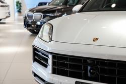 2023 Porsche Cayenne S