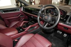 2023 Porsche Cayenne S