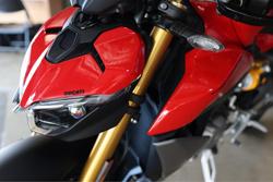 2025 Ducati Streetfighter V2 S Streetfighter Red