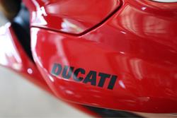 2025 Ducati Streetfighter V2 S Streetfighter Red