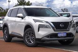 2024 Nissan X-TRAIL ST