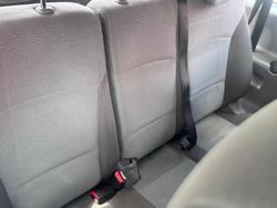 2012 Hyundai iMax TQ-W MY12 Creamy White