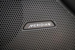 2025 Land Rover Range Rover Velar P250 Dynamic SE