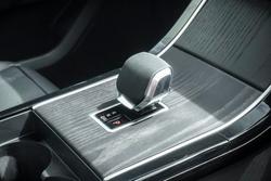 2025 Land Rover Range Rover Velar P250 Dynamic SE