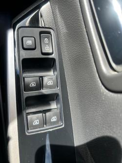 2020 Mitsubishi
                Pajero Sport GLX