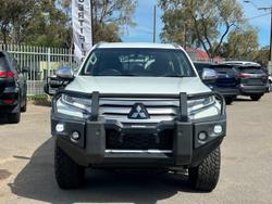 2020 Mitsubishi
                Pajero Sport GLX