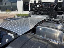 2025 Hino Ss - 700 Series SS2848 White