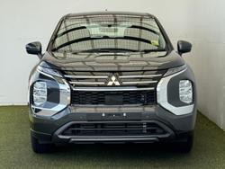 2025 Mitsubishi Outlander ES