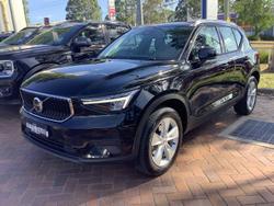 2022 Volvo XC40 Plus B4