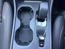 2022 Volvo XC40 Plus B4