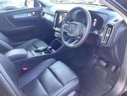 2022 Volvo XC40 Plus B4