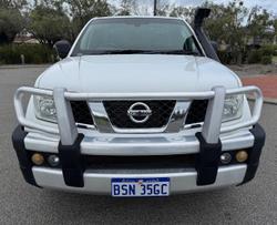 2011 Nissan Navara RX