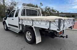 2011 Nissan Navara RX